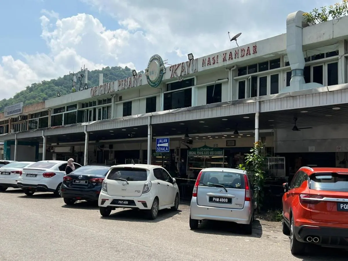 New 6Pax Soho Near Usm & Spice Arena & Airport Apartment Bayan Lepas 0*,  Malaysia
